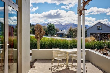 Photo of property in 7 Gretton Way, Lower Shotover, Queenstown, 9371