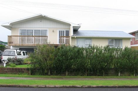 Photo of property in 89 Tiraumea Drive, Pakuranga, Auckland, 2010