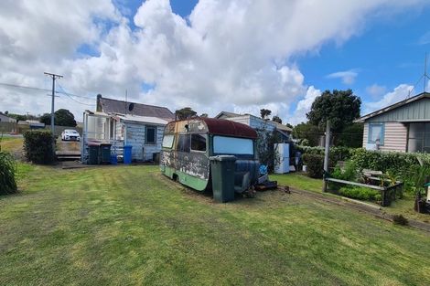 Photo of property in 10 King Street, Opunake, 4616