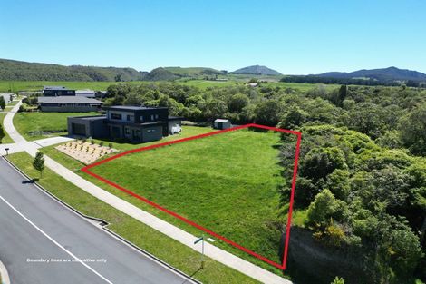 Photo of property in 30 Okaia Drive, Kinloch, Taupo, 3377