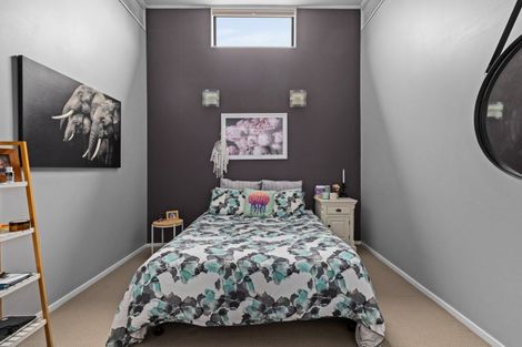 Photo of property in 19 Atherfold Crescent, Greenmeadows, Napier, 4112