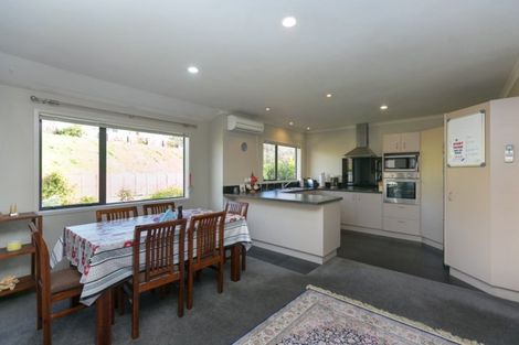 Photo of property in 5 Montrose Place, Highlands Park, New Plymouth, 4312
