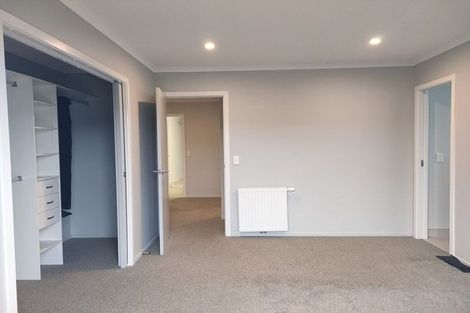 Photo of property in 5 Henrietta Maxwell Grove, Wainuiomata, Lower Hutt, 5014