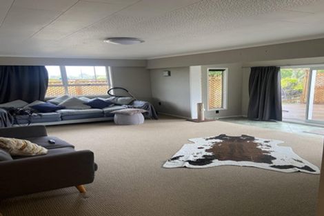 Photo of property in 147 Govett Avenue, Frankleigh Park, New Plymouth, 4310