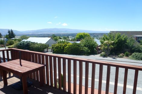 Photo of property in 63 Kamaka Crescent, Bridge Hill, Alexandra, 9320