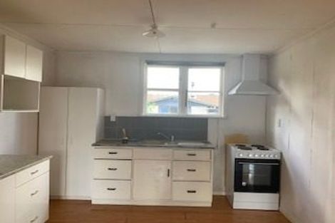 Photo of property in 115 Mclean Street, Woodville, 4920