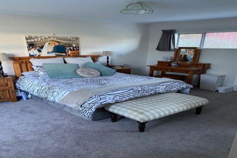 Photo of property in 17 Jillteresa Crescent, Half Moon Bay, Auckland, 2012