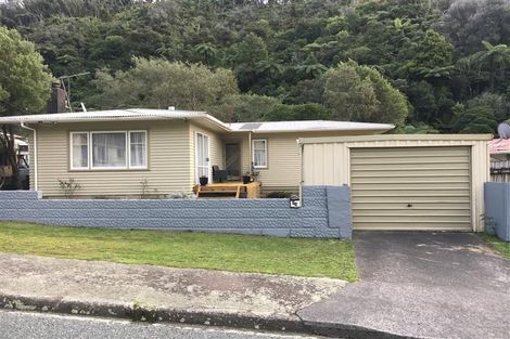 Photo of property in 34 Sunny Grove, Wainuiomata, Lower Hutt, 5014