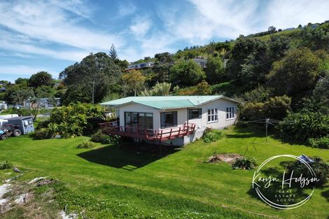 Photo of property in 12 Piccadilly Street, Pahi, Paparoa, 0571