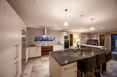 Photo of property in 42 Lincoln Terrace, Hokowhitu, Palmerston North, 4410