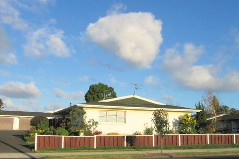 Photo of property in 2/179 Shirley Road, Papatoetoe, Auckland, 2025