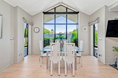 Photo of property in 1 Brinsworth Avenue, West Melton, 7618