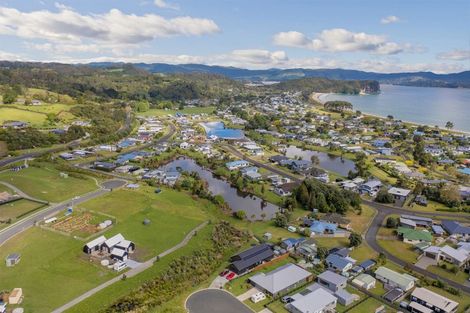 Photo of property in 11 Liberty Place, Cooks Beach, 3591