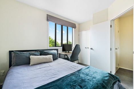 Photo of property in 3/21 Armoy Drive, East Tamaki, Auckland, 2016