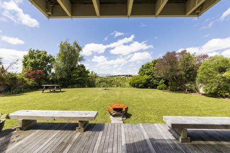 Photo of property in 31 Ruapehu Drive, Fitzherbert, Palmerston North, 4410