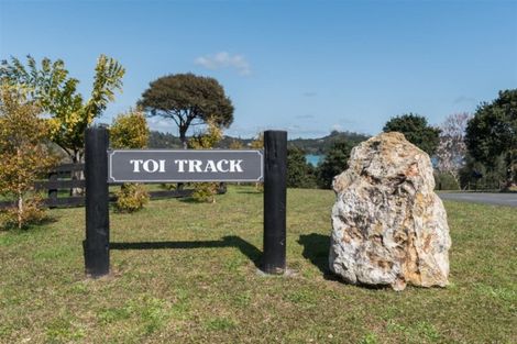 Photo of property in 4 Toi Track, Russell, 0272