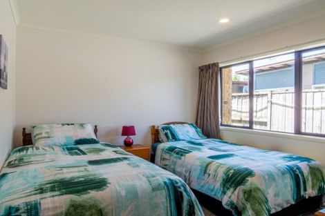 Photo of property in 35 Edgewater Grove, Whakatane, 3120