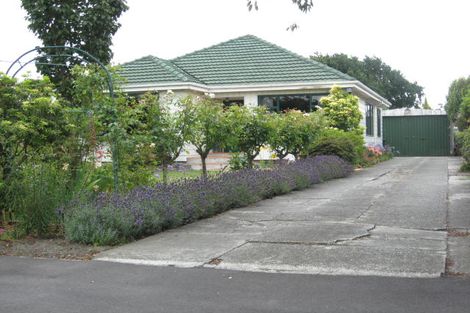 Photo of property in 5 Owens Terrace, Upper Riccarton, Christchurch, 8041