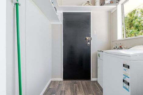 Photo of property in 56 Stillwater Place, Westbrook, Palmerston North, 4412