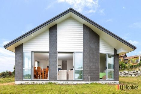 Photo of property in 93b Beach Road, Waihi Beach, 3611