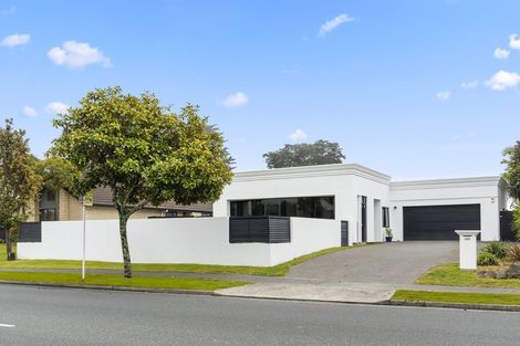 Photo of property in 133 Gravatt Road, Papamoa Beach, Papamoa, 3118