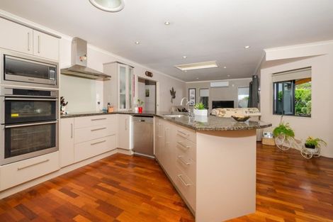 Photo of property in 250a Te Atatu Road, Te Atatu South, Auckland, 0610