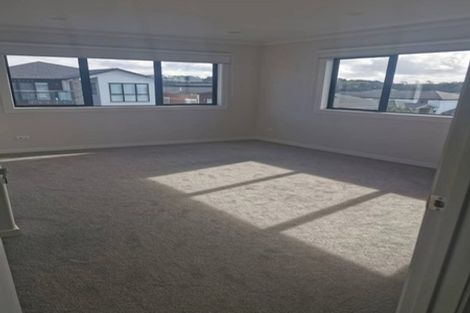 Photo of property in 5 Barque Rise, Long Bay, Auckland, 0630