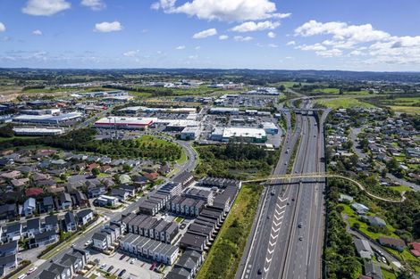 Photo of property in 2/28 Westgate Drive, Westgate, Auckland, 0614