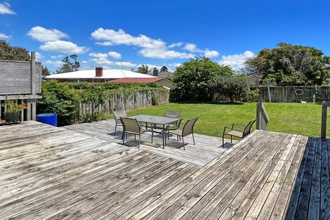 Photo of property in 2 Lincoln Road, Manurewa East, Auckland, 2102