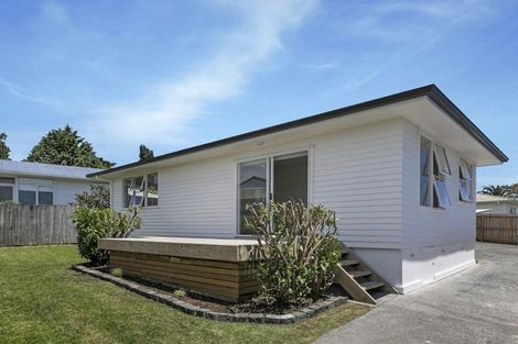 Photo of property in 2/260 Birkdale Road, Birkdale, Auckland, 0626