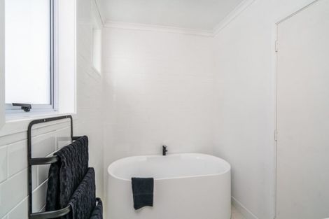 Photo of property in 10 Heeni Street, Wharewaka, Taupo, 3330