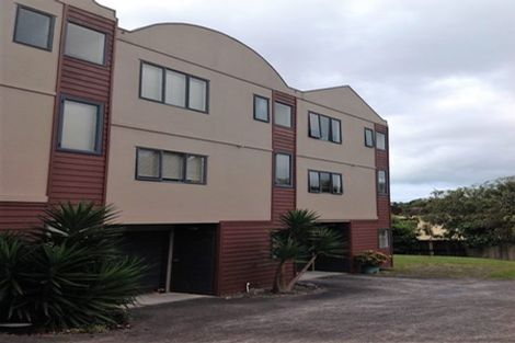Photo of property in 11/15 Andersons Road, Oteha, Auckland, 0632