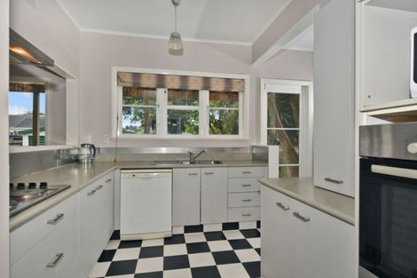 Photo of property in 16 Churchill Street, Kensington, Whangarei, 0112