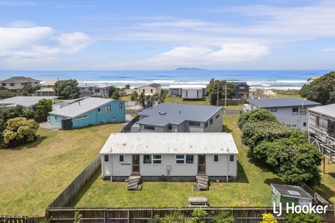 Photo of property in 62b Broadway Road, Waihi Beach, 3611