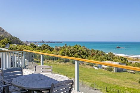 Photo of property in 9 Mangatoetoe Grove, Cape Palliser, Pirinoa, 5772