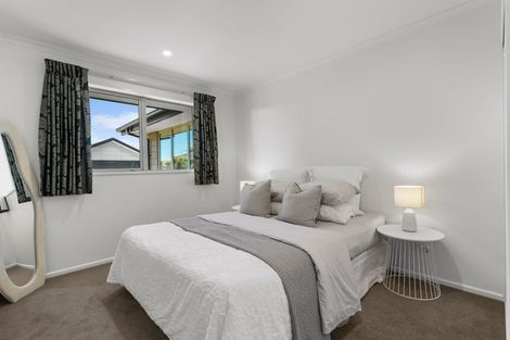 Photo of property in 10 Hurricane Way, Wigram, Christchurch, 8042