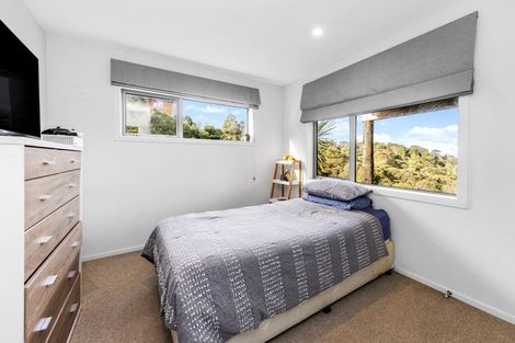 Photo of property in 1100-1102 Scenic Drive North, Swanson, Auckland, 0816