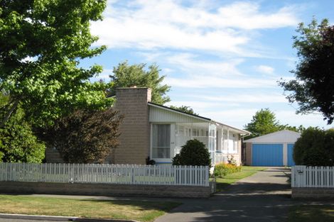 Photo of property in 63 Woodbury Street, Russley, Christchurch, 8042