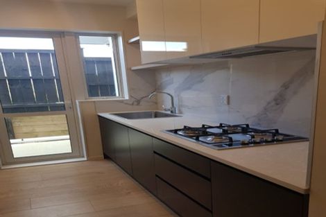 Photo of property in 16 Black Shed Road, Flat Bush, Auckland, 2019