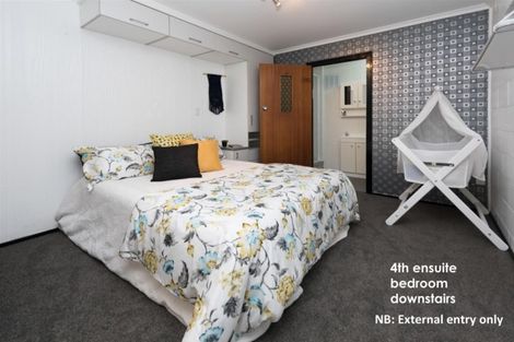 Photo of property in 4a Rodney Street, Howick, Auckland, 2014