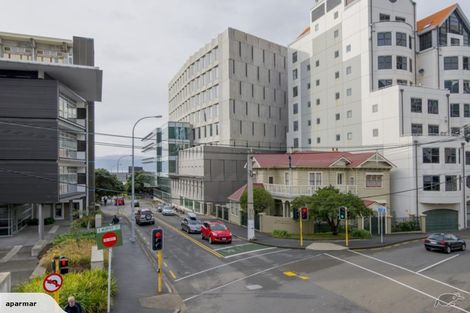 Photo of property in 32 Pipitea Street, Thorndon, Wellington, 6011