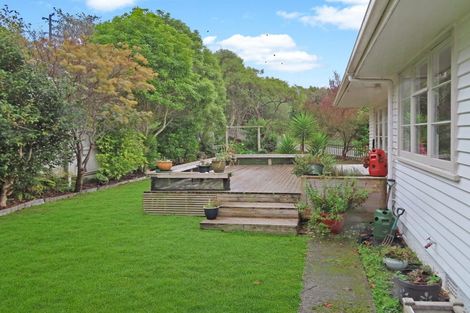 Photo of property in 15 Prouse Grove, Silverstream, Upper Hutt, 5019