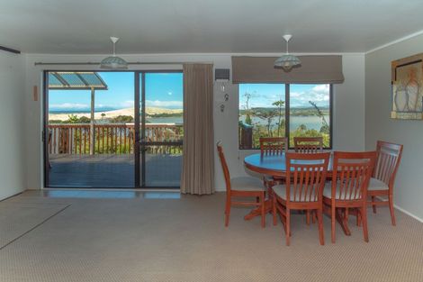 Photo of property in 70 Cheviot Street, Mangawhai Heads, Mangawhai, 0505