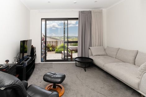 Photo of property in 50 Pukewhero Rise, Westgate, Auckland, 0614