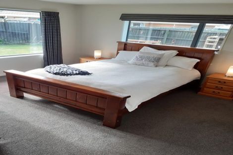 Photo of property in 6 Jerez Place, Hei Hei, Christchurch, 8042