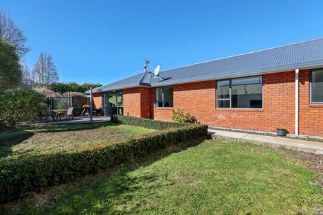 Photo of property in 10 Maple Lane, Tinwald, Ashburton, 7700