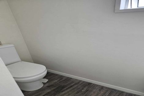 Photo of property in 33 Rangiora Street, Castlecliff, Whanganui, 4501