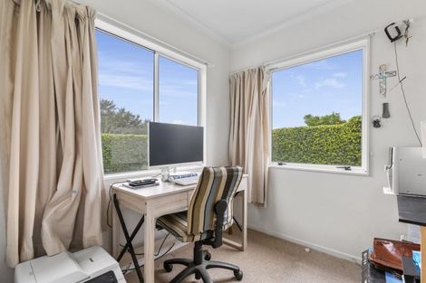 Photo of property in 22 Vanderbilt Place, Welcome Bay, Tauranga, 3112