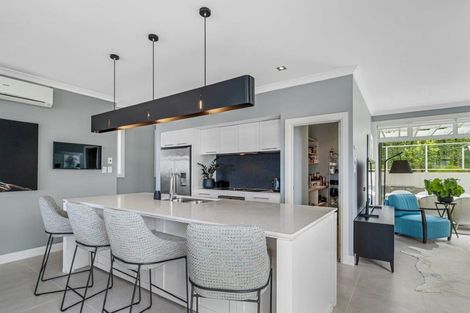 Photo of property in 25 Panorama Heights, Orewa, 0931