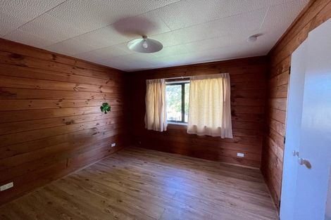 Photo of property in 6a Archibald Road, Kelston, Auckland, 0602